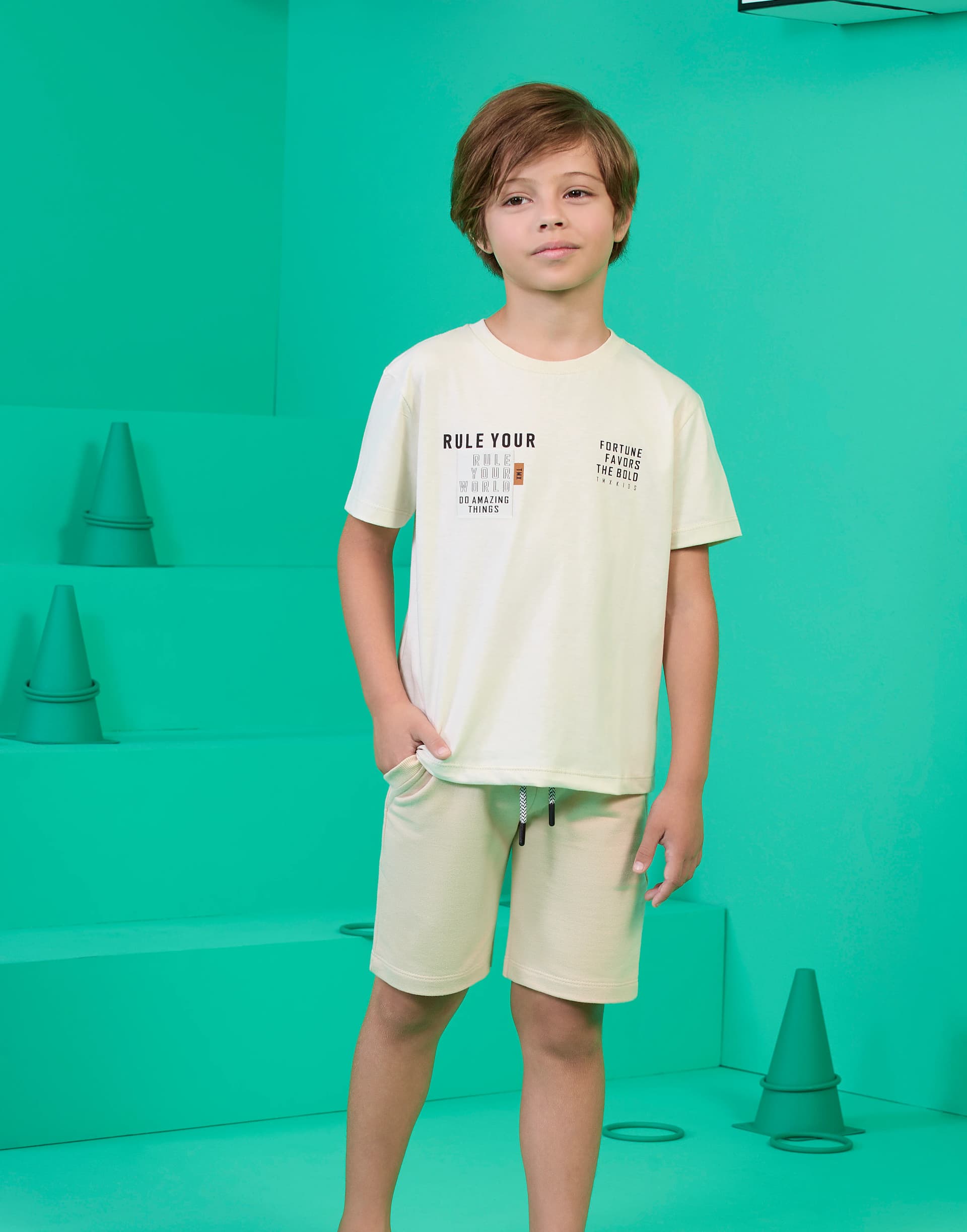 CONJ. CAMISETA MEIA MALHA E BERMUDA MOLETOM SEM FELPA