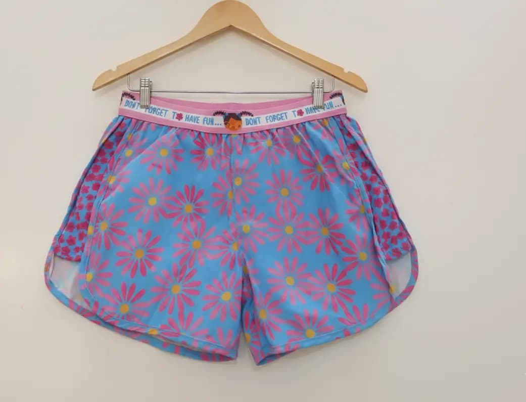 SHORT ALPHABETO ESTAMPADO AZUL